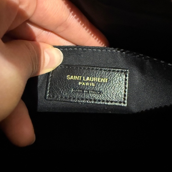 YSL Yves Saint Laurent Lou Camera Bag In Quilted Leather w/Tassel, in gray with - Picture 7 of 9